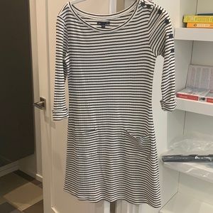 Navy and cream stripe dress cotton Gap dress. Size small.